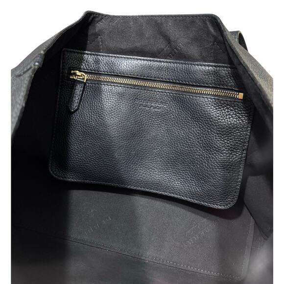 Auth. Burberry Remington Black Grainy Calfskin Leather Tote Bag Large - Picture 12 of 16